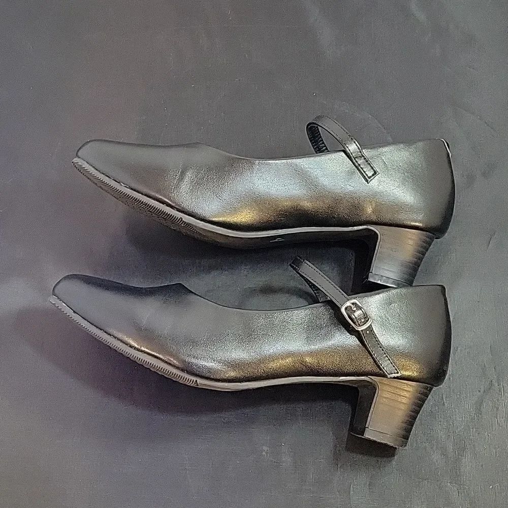 SAGEPLUS BLOCK HEEL WOMEN"S ADJUSTABLE BUCKLE ANKLE STRAP ROUND TOE SLIP-ON SHOE - Picture 8 of 16